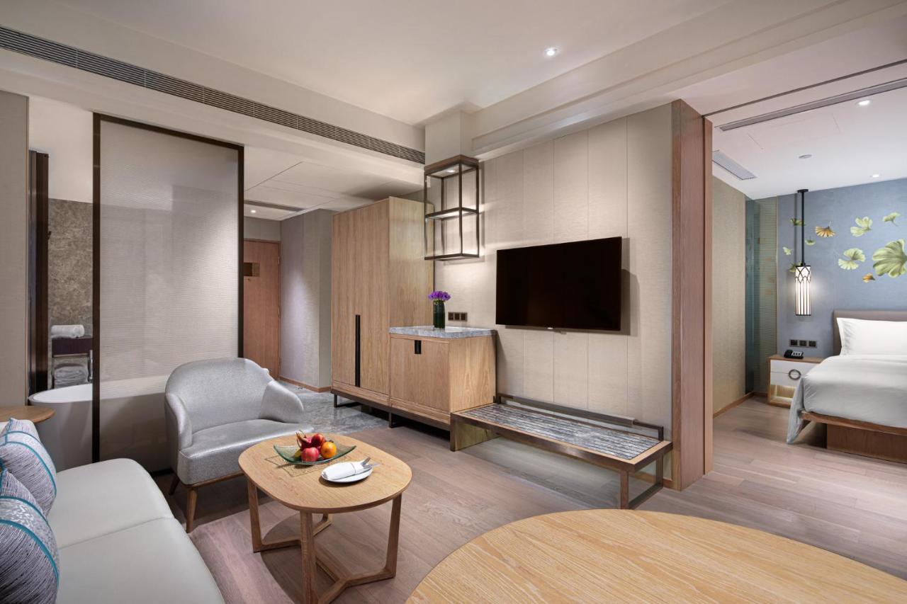 Crowne Plaza Shanghai Nanjing Road By Ihg エクステリア 写真 Deluxe Suite
