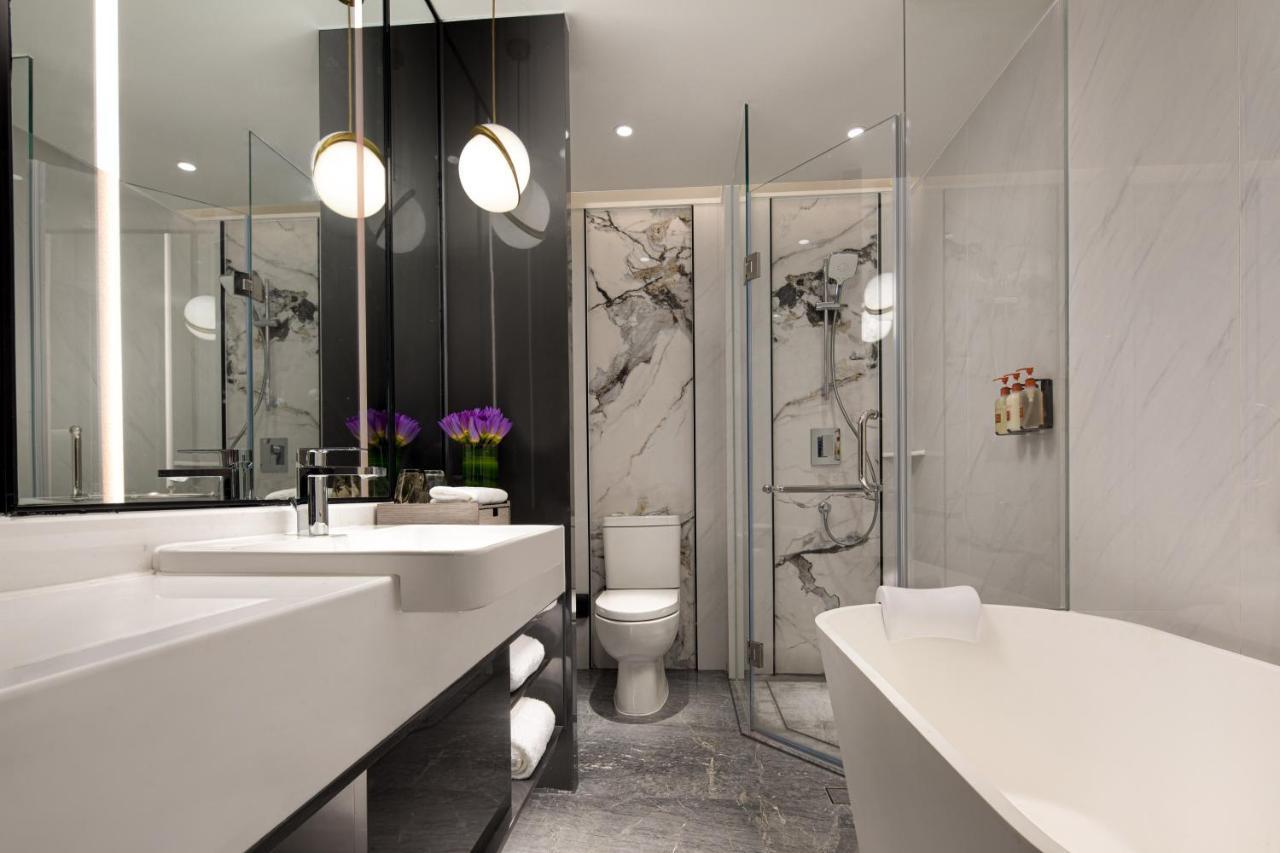 Crowne Plaza Shanghai Nanjing Road By Ihg エクステリア 写真 Bathroom