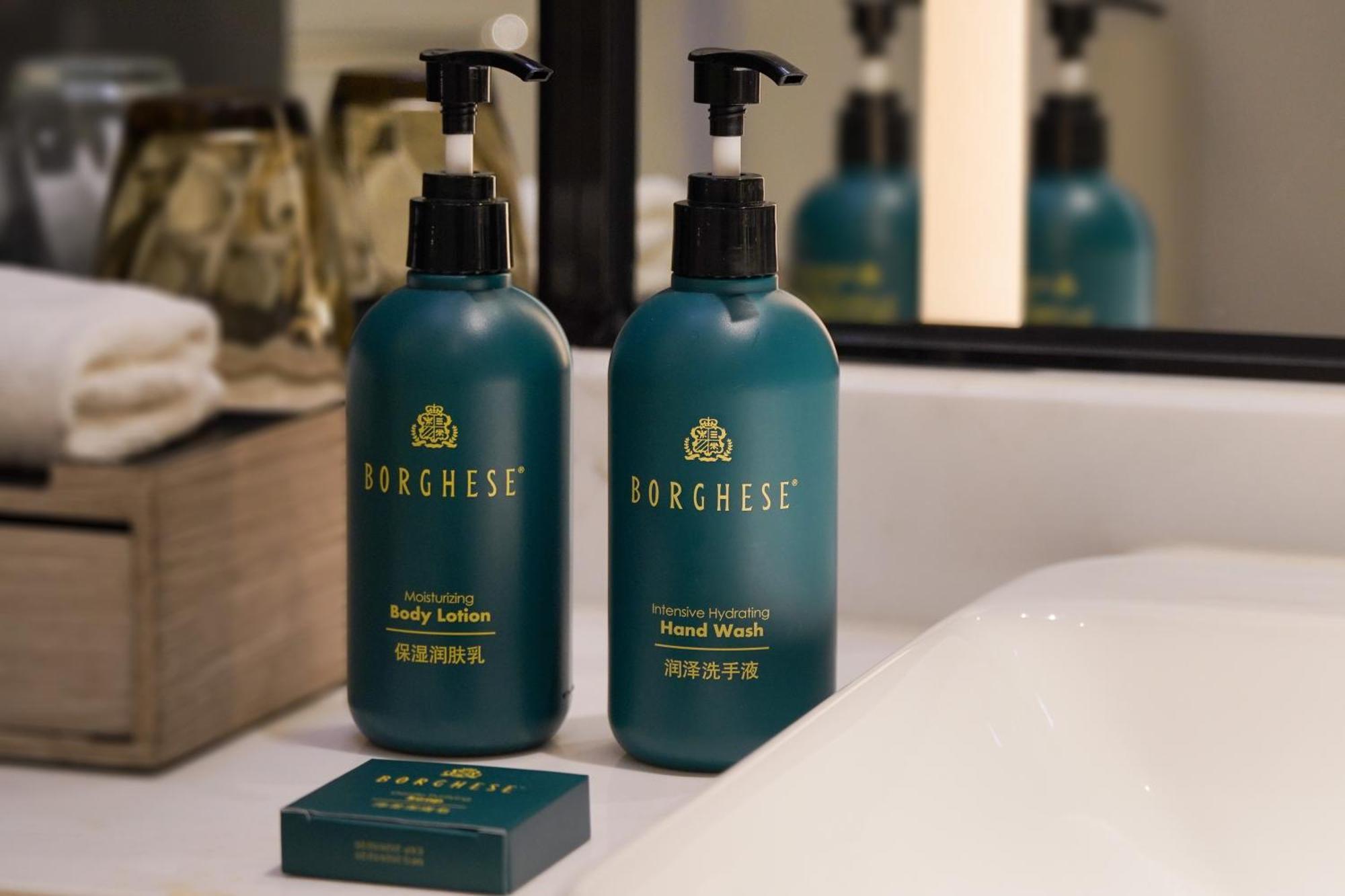 Crowne Plaza Shanghai Nanjing Road By Ihg エクステリア 写真 Borghese products